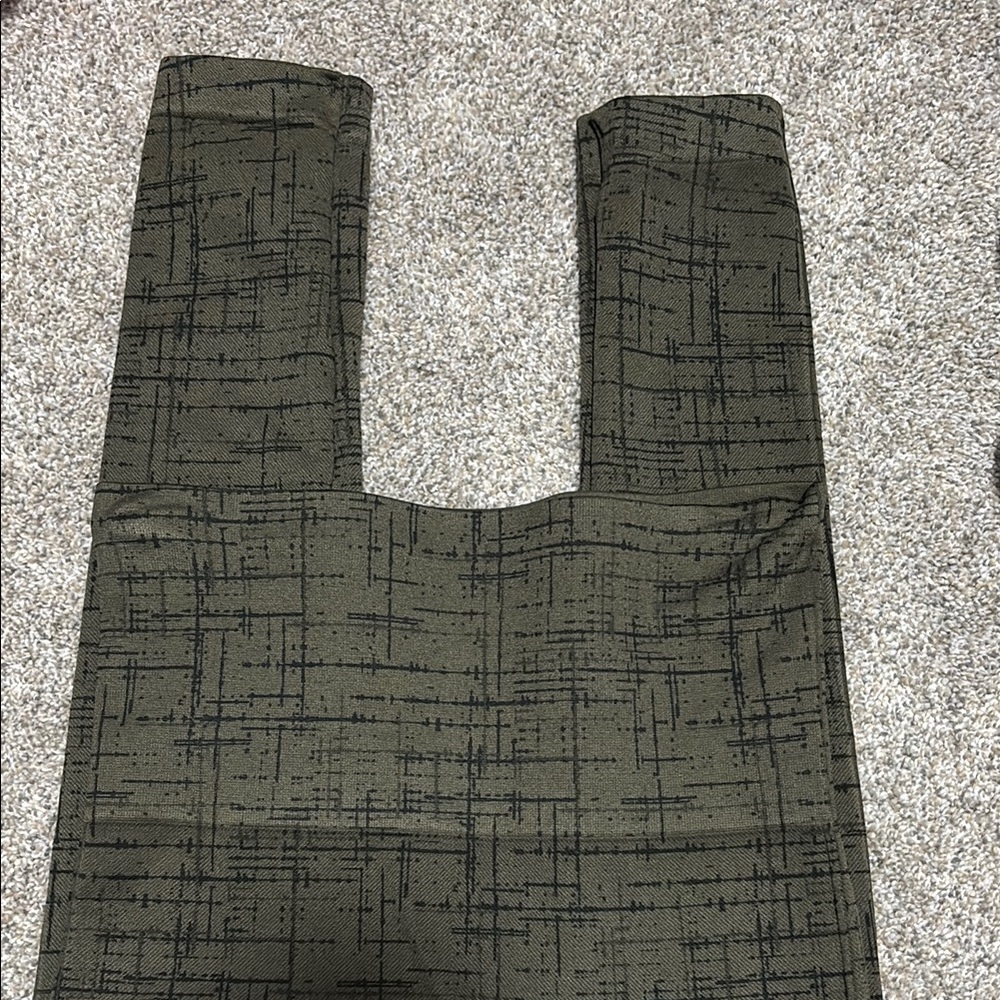 Spanx Olive Patterned Leggings